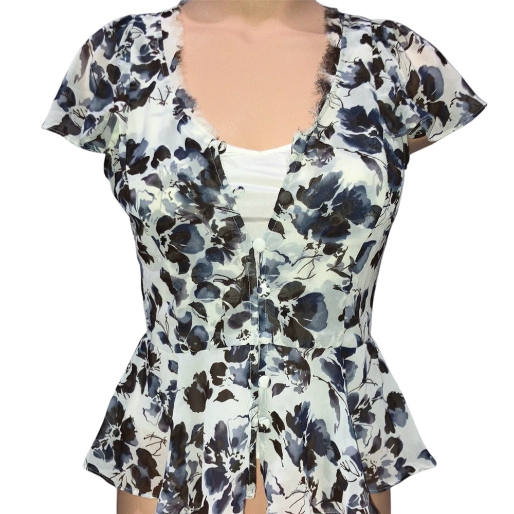 *5 for $25!* Elle Romantic Office Siren Cottagecore Floral Button Up Blouse XS